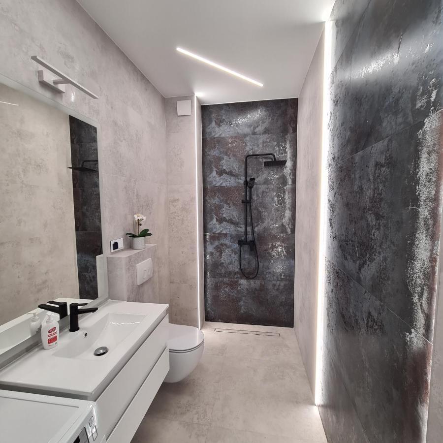 Apartament Z Tarasem Morska 8 Rewal 50M Do Morza Apartment Екстериор снимка